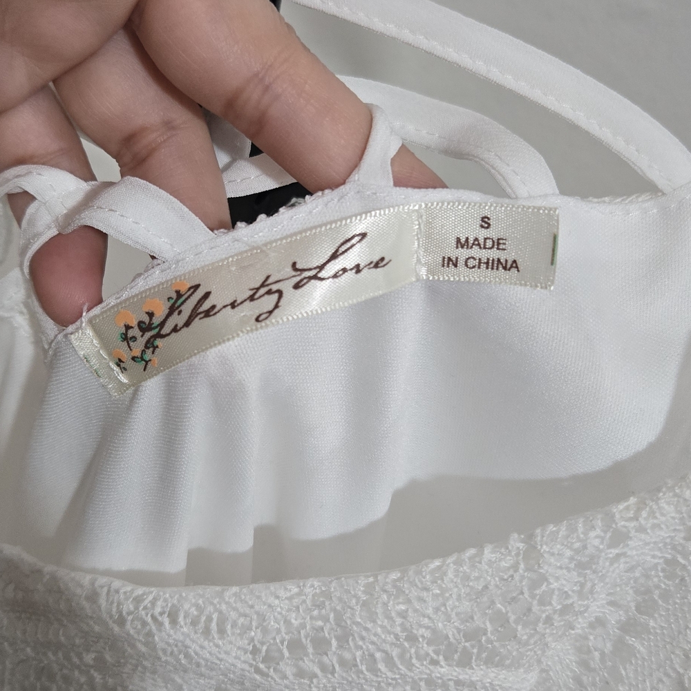 Liberty Love White Lace Strappy Romper - Picture 5 of 7